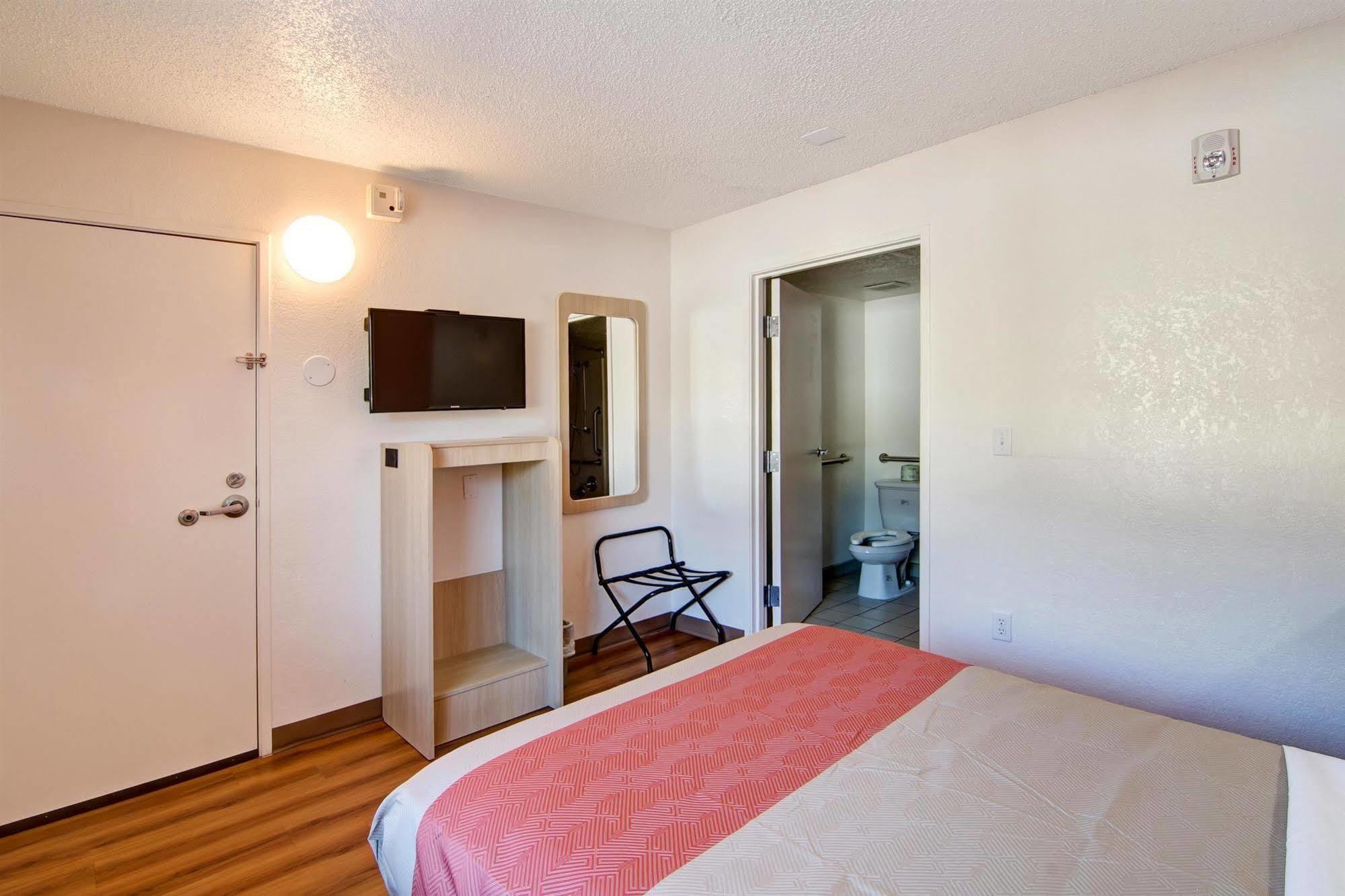 Motel 6-Euless, Tx - Dallas Dış mekan fotoğraf